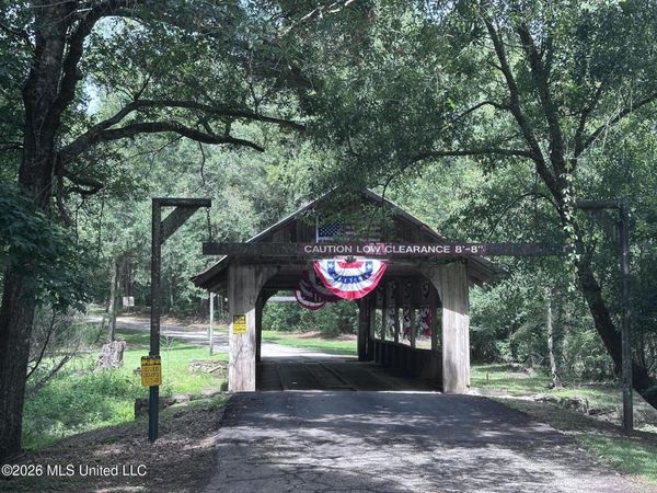Covered Bridge Road, Carriere, MS 39426