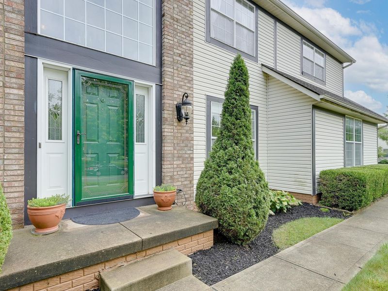 6719 Wynwright Drive , Dublin, OH 43016 Photo 5