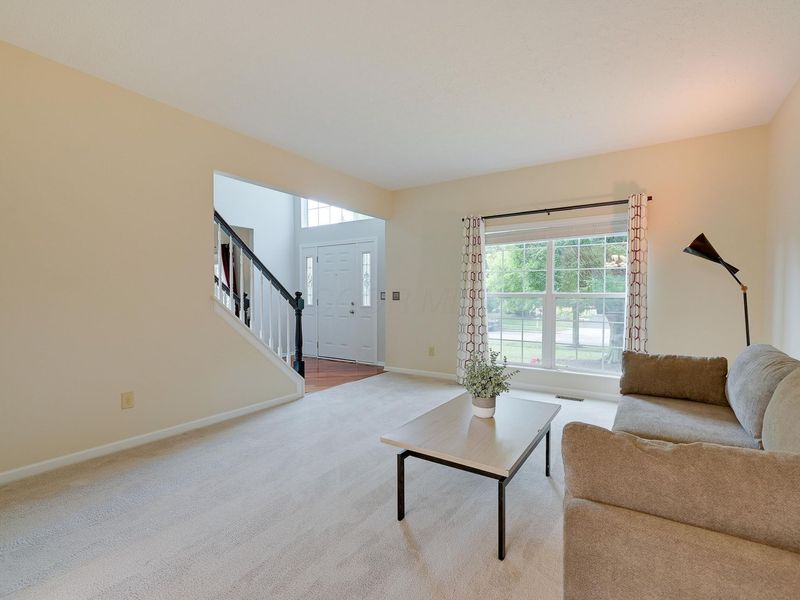 6719 Wynwright Drive , Dublin, OH 43016 Photo 8