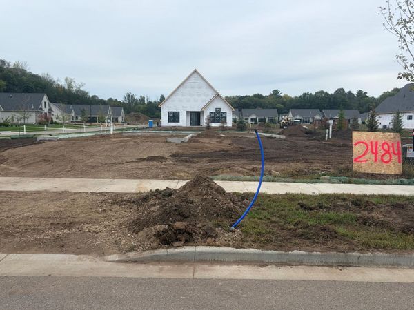 2484 Sydney Lane, Hudson, WI 54016