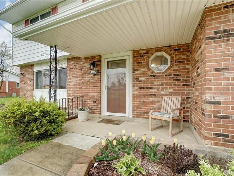 2108 N Fairfield Road, Beavercreek, OH 45431 Photo 1