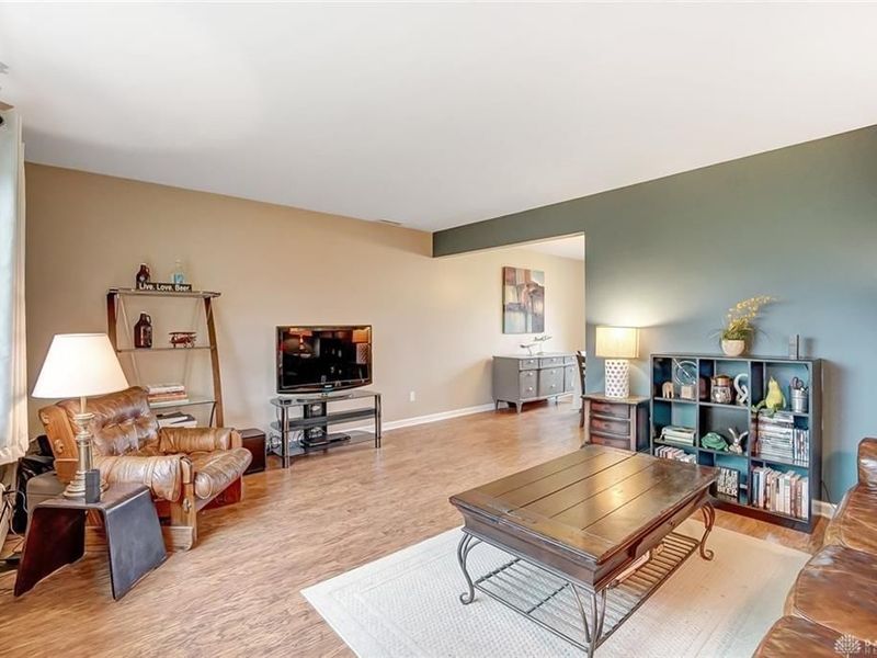 2108 N Fairfield Road, Beavercreek, OH 45431 Photo 5