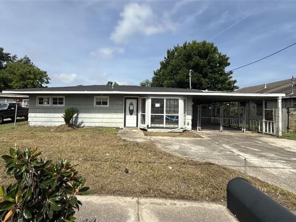 5110 LOUISA Drive , New Orleans, LA 70126