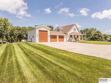703 W Iowa Street, Crofton, NE 68730
