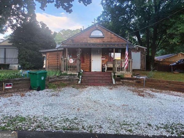 853 Tanner Drive, Scottdale, GA 30079
