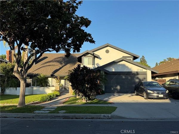 548 Sycamore, Fullerton, CA 92831