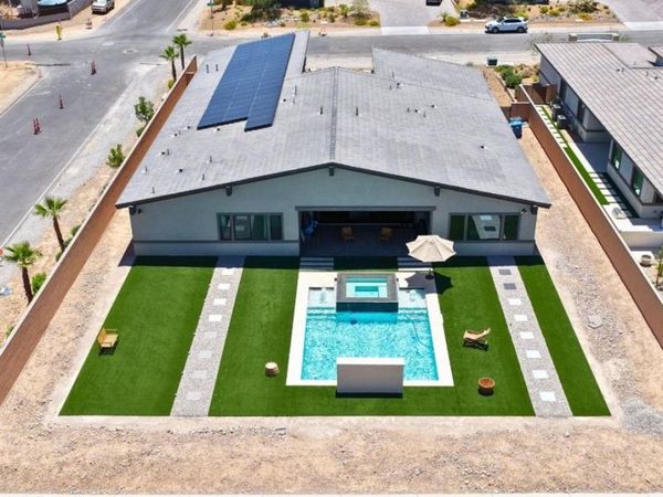 8310 W Camero Avenue, Las Vegas, NV 89113