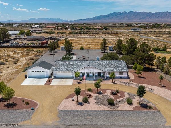 641 W Amarillo Avenue , Pahrump, NV 89048