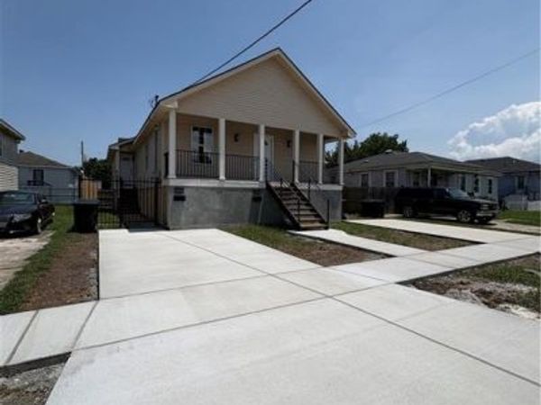5305 WINGATE Drive , Unit B, New Orleans, LA 70122