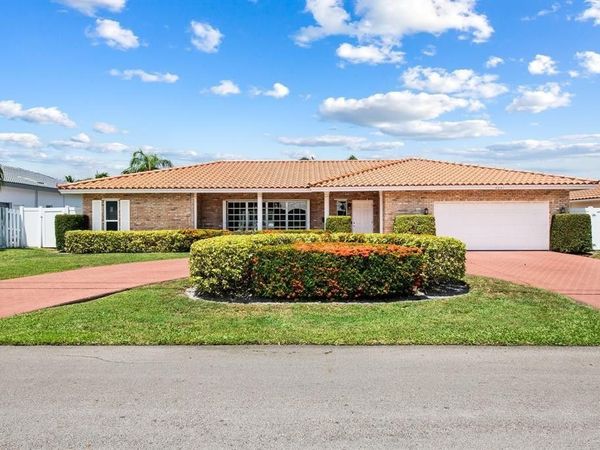 4041 NE 27TH Terrace, Lighthouse Point, FL 33064