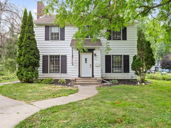 104 Spring Street, Kenyon, MN 55946