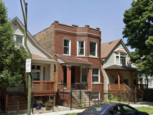 2742 W Nelson Street , Unit 1, Chicago, IL 60618