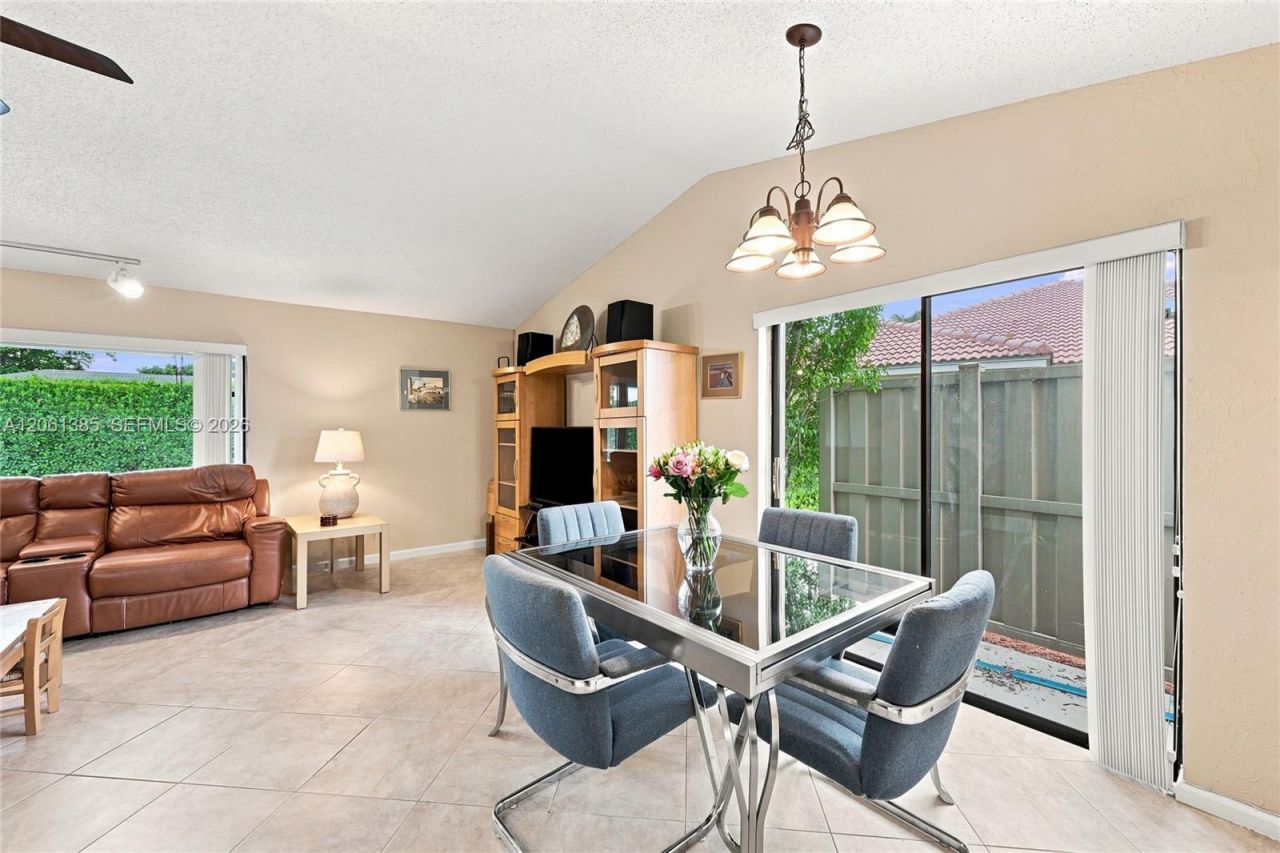 866 NW 110th Ave , Coral Springs, FL 33071 Photo