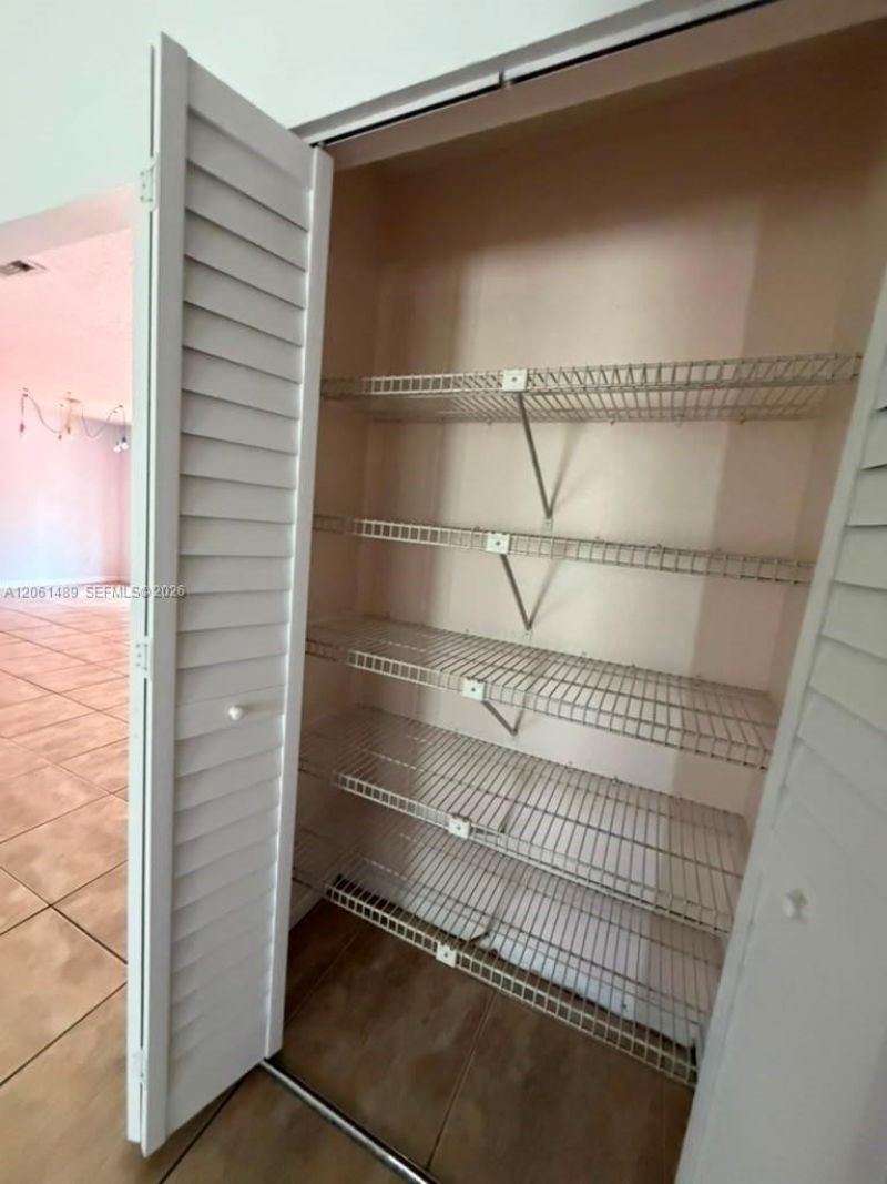 6645 Franklin St , Unit 1, Hollywood, FL 33024 Photo