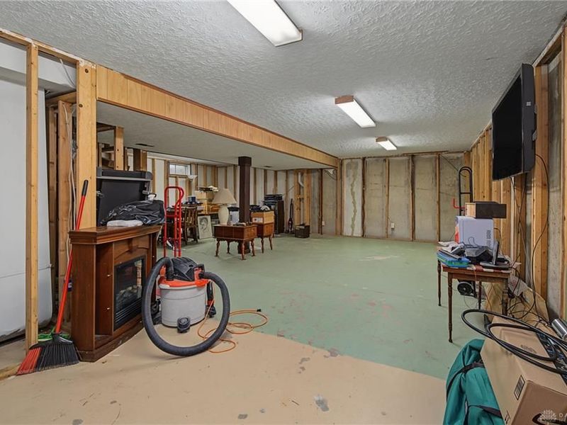 5295 David Drive, Tipp City, OH 45371 Photo 32