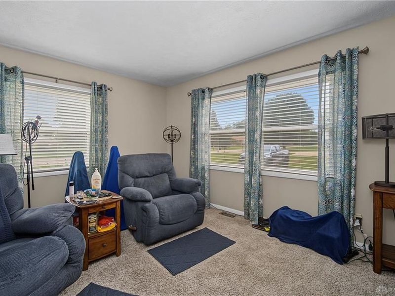 5295 David Drive, Tipp City, OH 45371 Photo 9