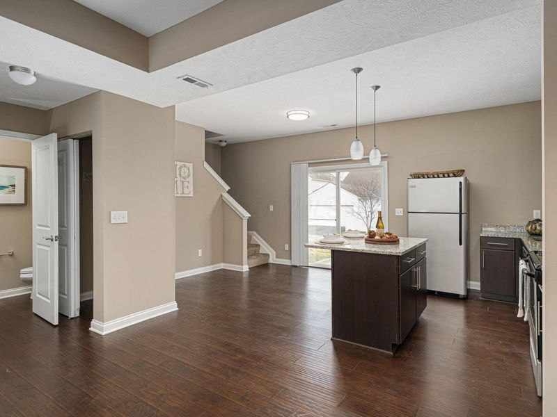 6188 Brassie Avenue , Unit 404, Westerville, OH 43081 Photo 8