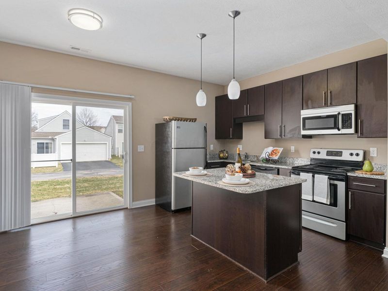 6188 Brassie Avenue , Unit 404, Westerville, OH 43081 Photo 9