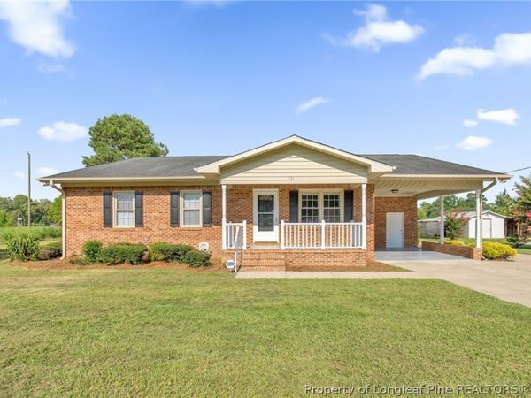 221 Old Baker Road , Maxton, NC 28364