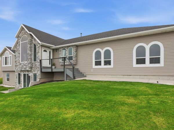 560 E Lower Rock Creek Road, Inkom, ID 83245