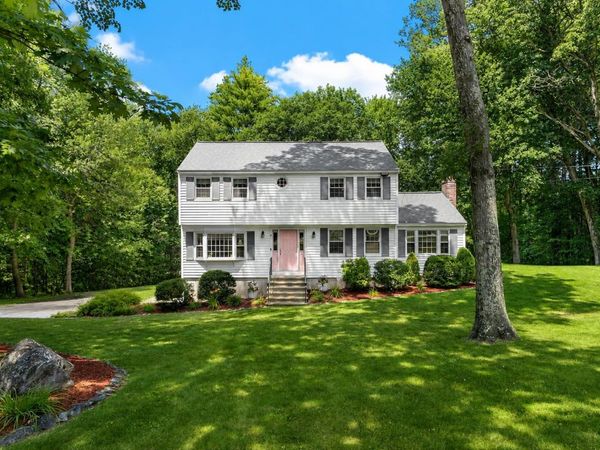 61 Glen Drive, Hudson, NH 03051