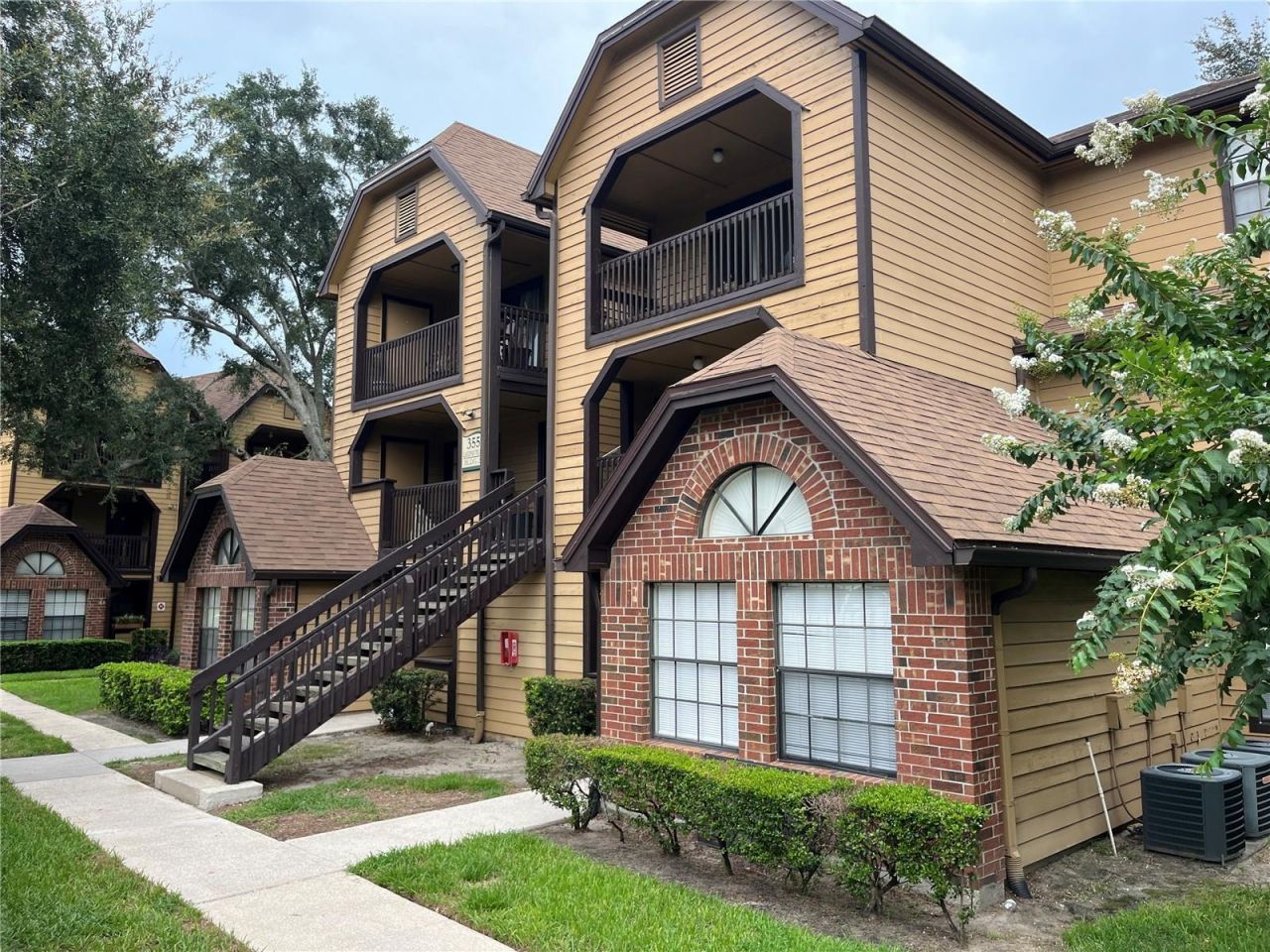 355 Lakepointe Drive, Unit 102, Altamonte Springs, FL 32701 Photo