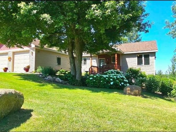 20799 457th Avenue, Morris, MN 56267