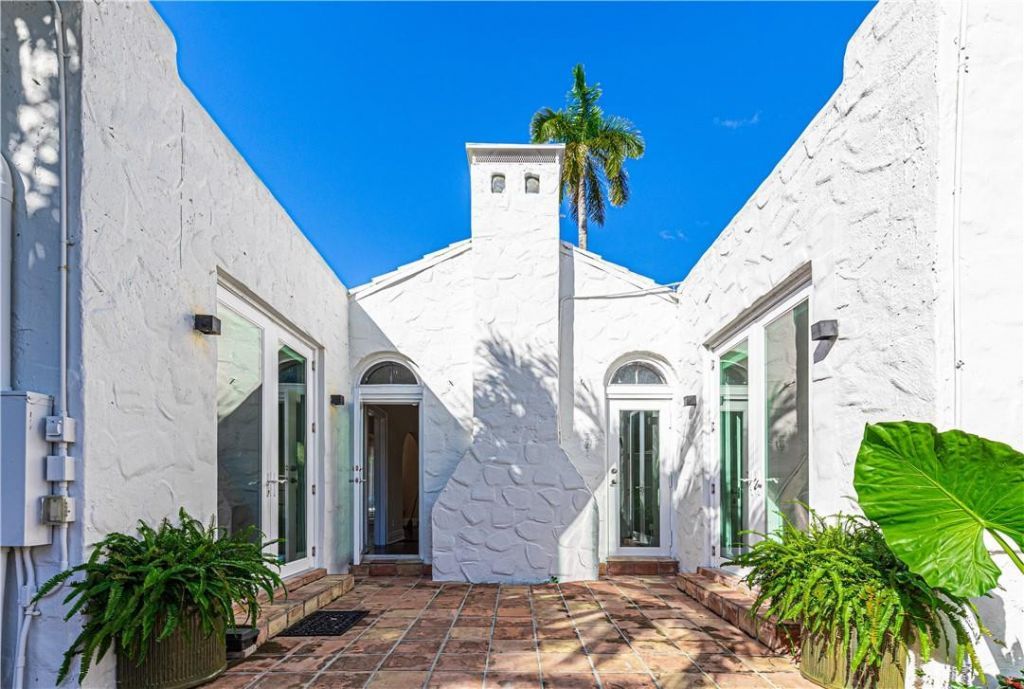 1220 SE 2nd Street, Fort Lauderdale, FL 33301 Photo