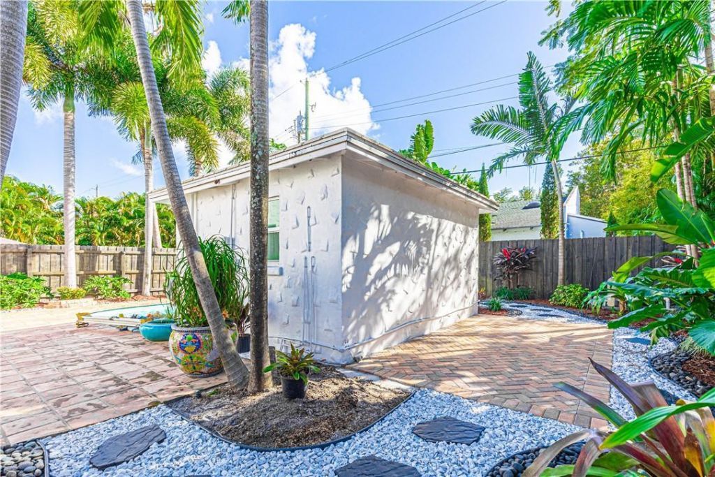 1220 SE 2nd Street, Fort Lauderdale, FL 33301 Photo