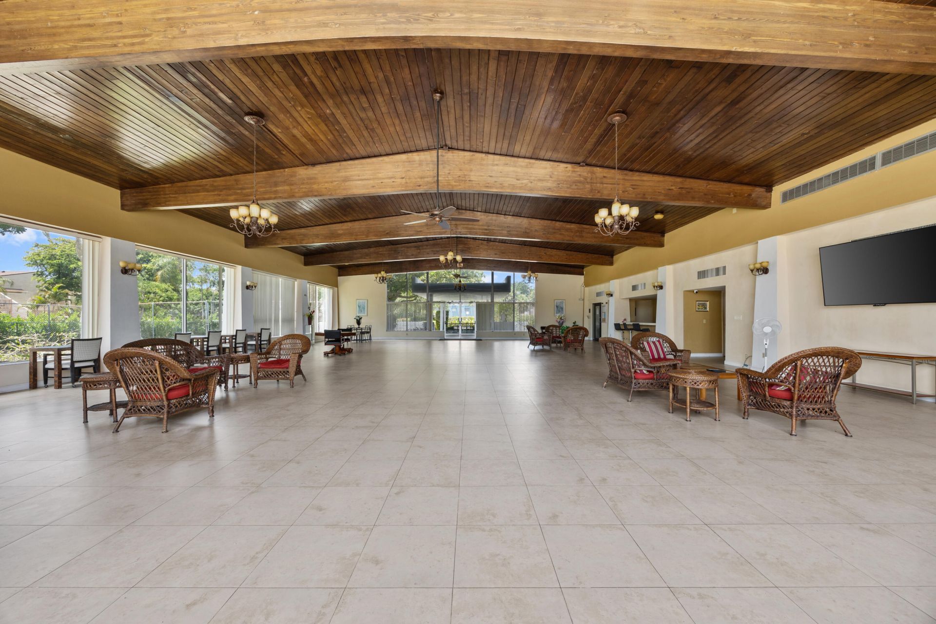 470 Executive Center Drive, Unit 5b, West Palm Beach, FL 33401 Photo