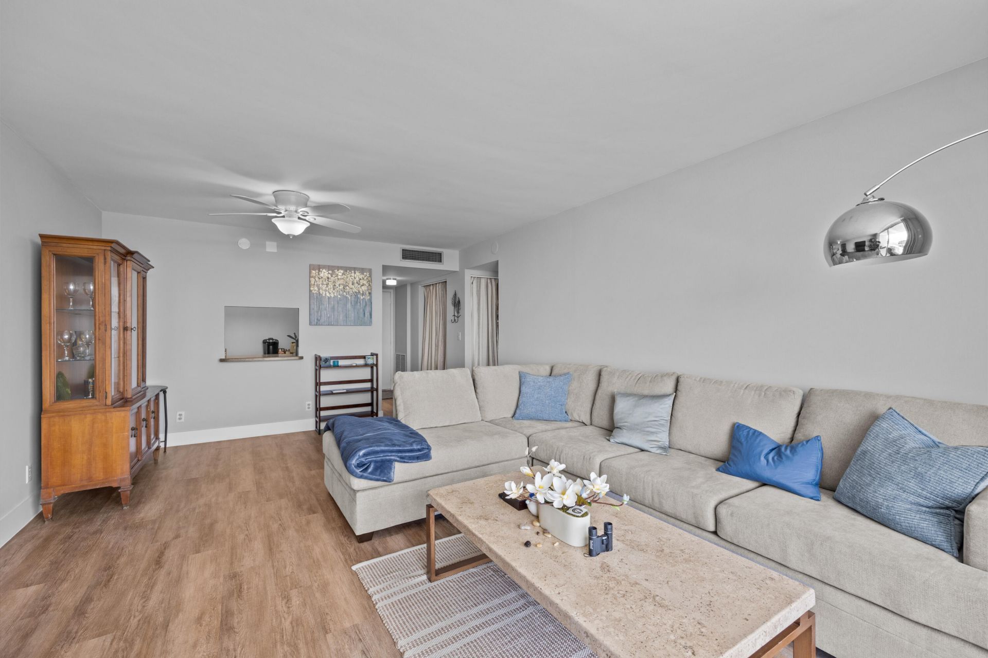 470 Executive Center Drive, Unit 5b, West Palm Beach, FL 33401 Photo
