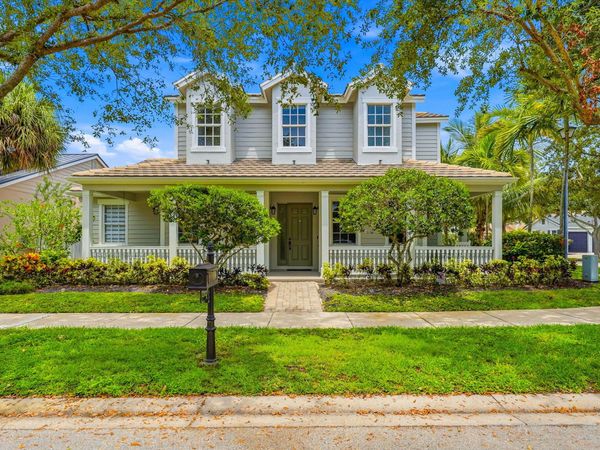 4762 VILLAGE Way, Davie, FL 33314