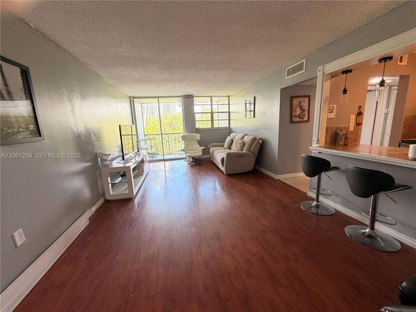 16518 NE 26th Ave , Unit 403, North Miami Beach, FL 33160