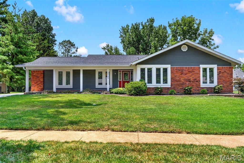 2169 Silverwood Lane , Chesterfield, MO 63017 Main Photo