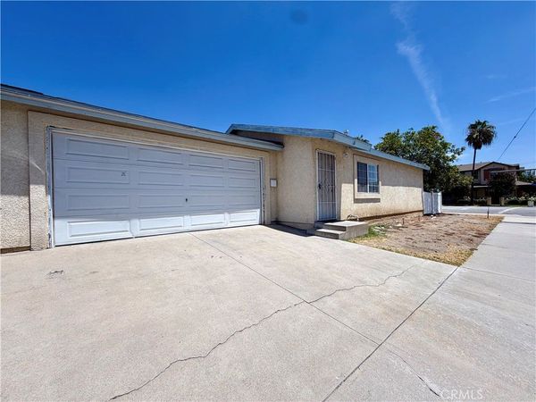 181 E 9th Street, Azusa, CA 91702