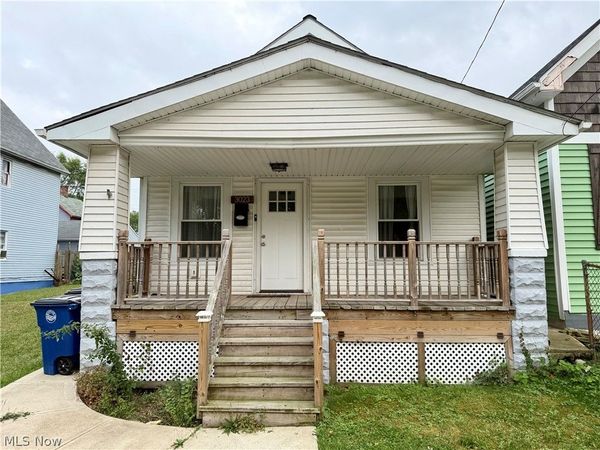 3023 Barber Avenue , Cleveland, OH 44113