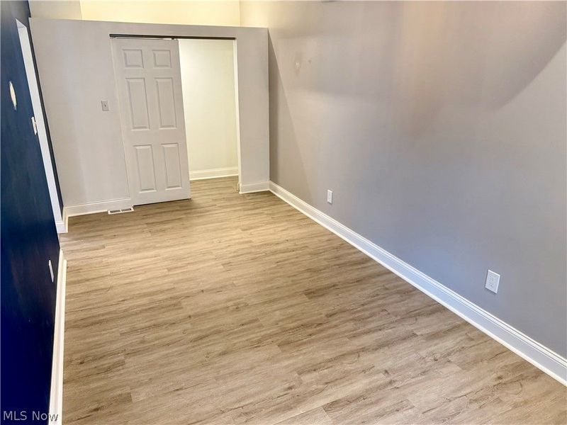 3023 Barber Avenue , Cleveland, OH 44113 Photo 13