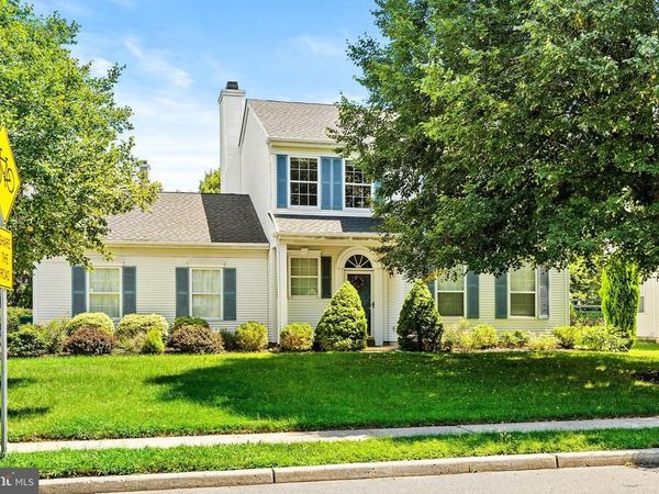 412 DENOW ROAD, PENNINGTON, NJ 08534