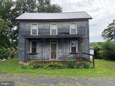 736 WATER STREET, ORBISONIA, PA 17243