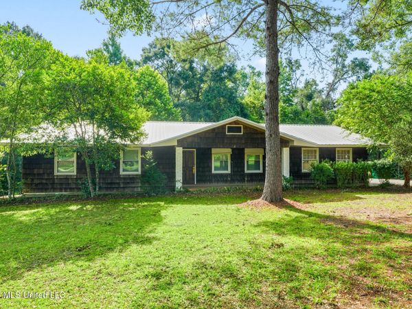 225 Hillman Road, Poplarville, MS 39470