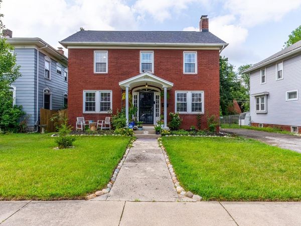 209 S Cornell Circle, Fort Wayne, IN 46807