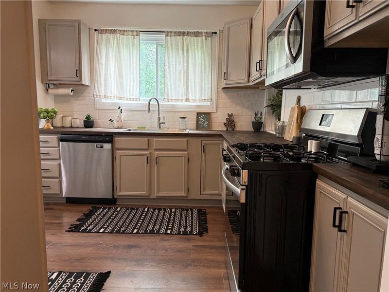 885 Perkinswood Boulevard SE, Warren, OH 44484 Photo 19