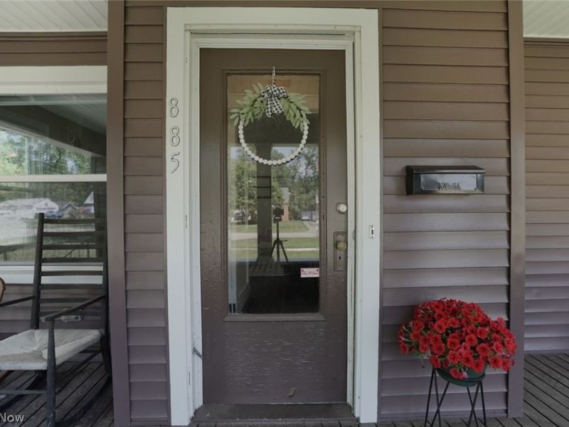 885 Perkinswood Boulevard SE, Warren, OH 44484 Photo 3