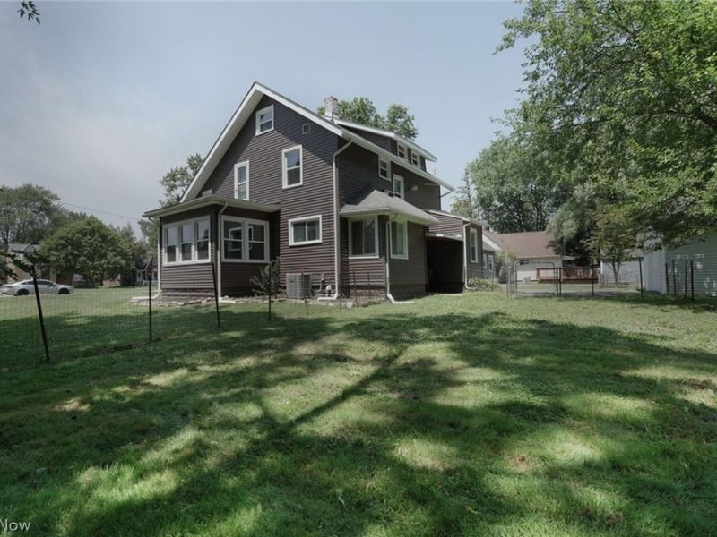 885 Perkinswood Boulevard SE, Warren, OH 44484 Photo 30