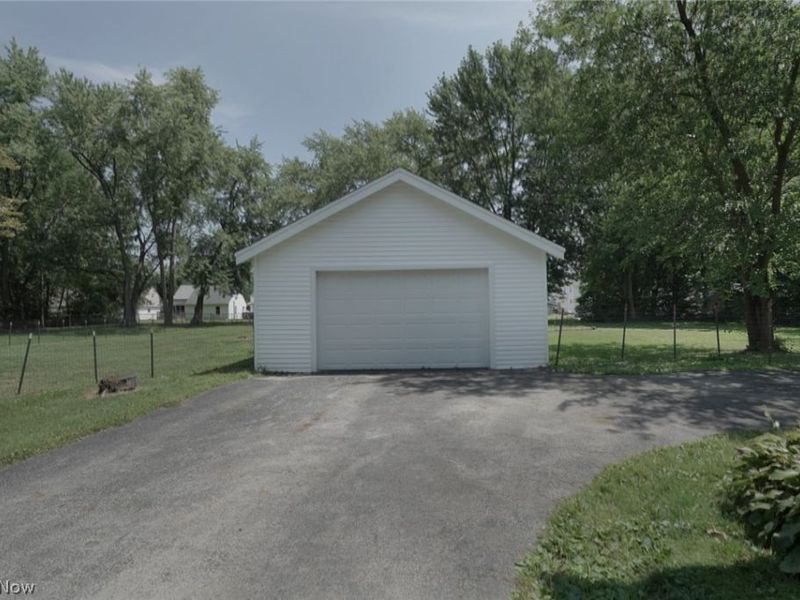 885 Perkinswood Boulevard SE, Warren, OH 44484 Photo 35