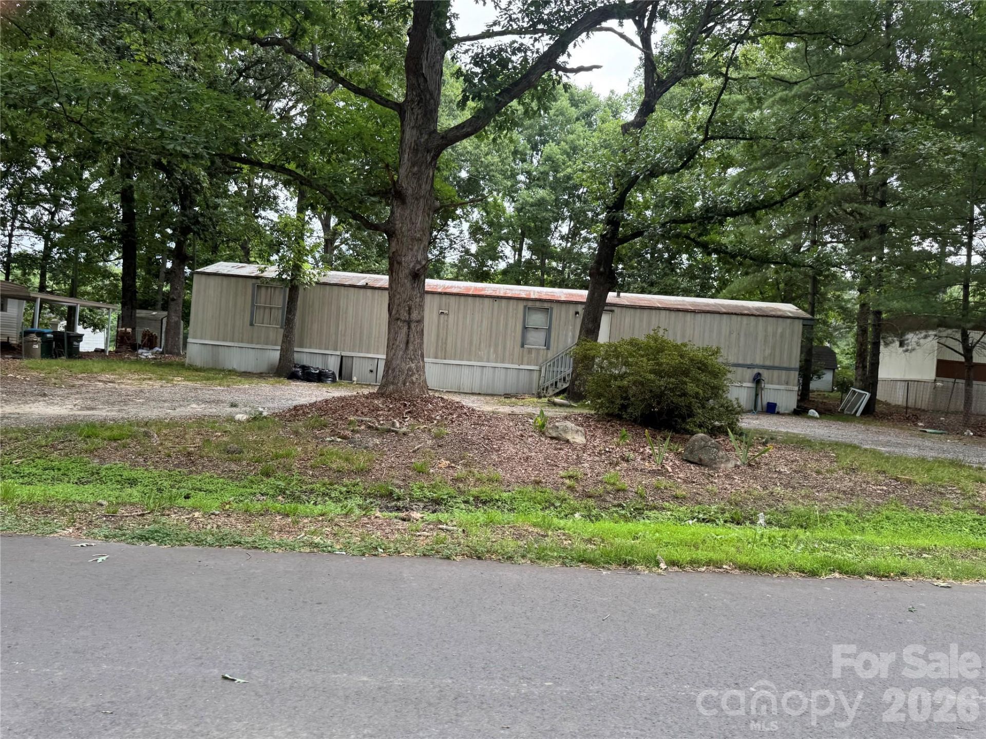 13929 Hardwood Place, Matthews, NC 28105 Main Photo