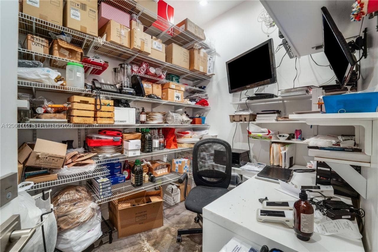 Please Call For Address, Miami, FL 33186 Photo