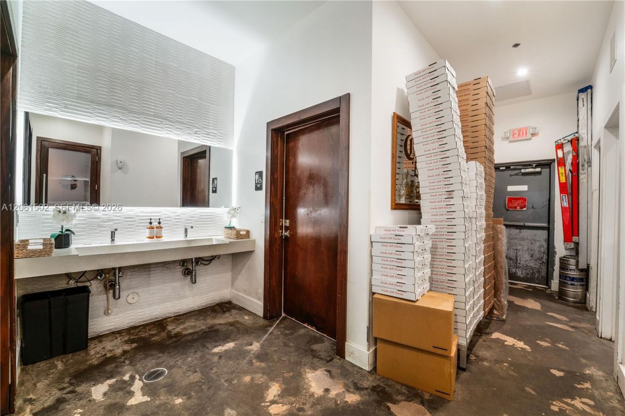 Please Call For Address, Miami, FL 33186 Photo