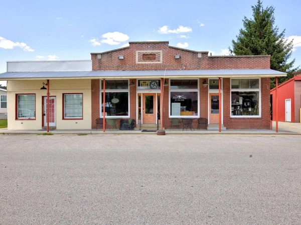 22 W Main Street, Medora, IN 47260