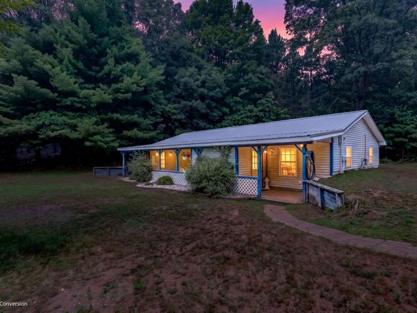 1085 Shelby Road, Shelby, MI 49455